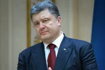 Tổng thống Ukraine nhắm mắt làm ngơ vấn đề trong nước