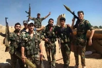 Quân tiếp viện Syria đã đến sân bay T4 gần Palmyra