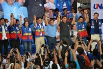 Bầu cử Tổng thống Philippines: Đến hồi quyết định