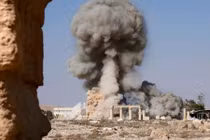 Quân đội Syria đánh đuổi phiến quân IS khỏi Palmyra