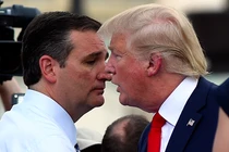 Họp kín Iowa: Cơ hội dành cho hai ông Sanders và Trump