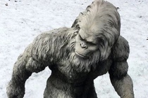 Loạt quái thú khổng lồ khiến con người điên cuồng săn đuổi