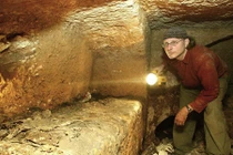 Giải mã những địa điểm được cho là mộ Chúa Jesus