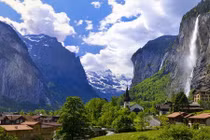 Kinh ngạc thung lũng tuyệt đẹp có tới 72 thác nước