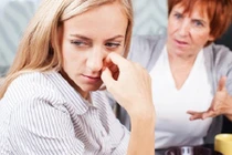 Sau đêm tân hôn, mẹ chồng dắt con dâu trả về "nơi sản xuất"