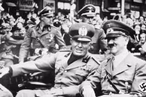 Ảnh hiếm: Hitler được chào đón hoành tráng tại Italy