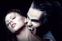 Top giai thoại ớn lạnh về ma cà rồng