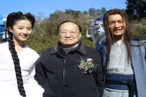 'Võ lâm minh chủ' Kim Dung và nỗi ám ảnh con trai tự sát