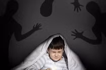 Vén màn bí ẩn nỗi sợ bóng tối ám ảnh con người 