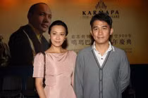 Bà xã Lương Triều Vỹ đóng cảnh nóng với trai trẻ kém 28 tuổi