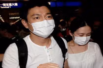 Tài tử Lưu Đức Hoa sợ vợ hơn sợ con gái