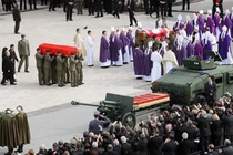 Quốc tang của chính khách thế giới diễn ra thế nào? 