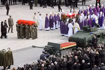 Quốc tang của chính khách thế giới diễn ra thế nào? 