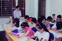 Đuổi việc nếu dạy thêm: Giáo viên bị đánh đồng như tội phạm 