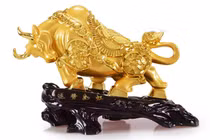 Tháng 4/2019: "Đen hơn chấy", 3 con giáp coi chừng tán gia bại sản, đội nón xin ăn 