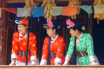 Huyền bí "Tây Lương Nữ Quốc" trên dãy Himalaya