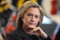 Thuyết âm mưu sức khỏe ứng viên Tổng thống Hillary Clinton
