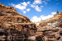 Sự thật bất ngờ về cây cầu treo cuối cùng của người Inca