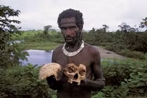 Sự thật về tục ăn thịt người trong lịch sử nhân loại 