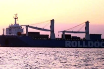 Tàu ngầm Kilo Khánh Hòa đã về tới Cam Ranh