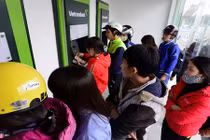 NHNN yêu cầu giảm hạn mức rút tiền qua ATM vào đêm khuya