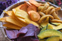 Mặt trái của hoa quả sấy khô