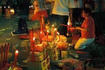 Quan niệm thú vị của người Trung Quốc về tháng cô hồn