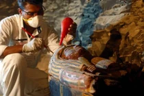 Phát hiện mộ cổ 3.500 năm chứa đầy xác ướp, trang sức