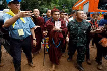 Sửng sốt tiên tri về số phận đội bóng Thái Lan bị mắc kẹt trong hang