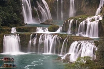 Thác Bản Giốc lọt top 10 thác nước kỳ vĩ nhất TG