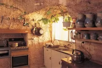 Sững sờ thành phố 2.000 dân ẩn mình dưới sa mạc 