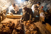 Kho báu giá trị trong mộ cổ Ai Cập 3.500 tuổi