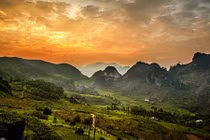 Việt Nam “đẹp lung linh” qua ống kính của nhiếp ảnh gia Pháp