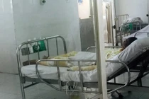 Cãi nhau chuyện đi đám cưới, tạt xăng đốt người tình