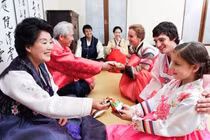 Giải mã quà tặng năm mới hốt vận may của người phương Đông