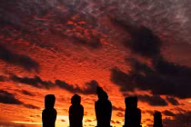 Lời giải nào cho “hòn đảo cô đơn” nổi tiếng thế giới? 