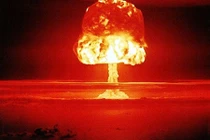 Oleg Glazunov: Mỹ thử bom hạt nhân như “chuẩn bị cho chiến tranh”