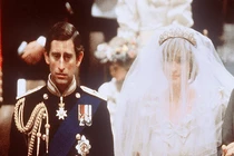 Bí mật thú vị về những chiếc vương miện của Hoàng gia Anh