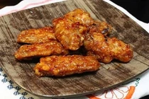 Cuối tuần làm món gà rán mè kiểu Hàn Quốc đãi cả nhà