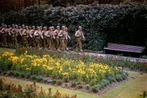 Ảnh độc của LIFE: Cuộc đổ bộ lớn nhất thế giới