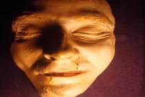 Hãi hùng những bằng chứng phạm tội ở “Bảo tàng Đen” 