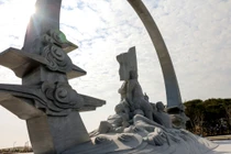 Ảnh: Khánh thành tượng đài tưởng nhớ 64 chiến sĩ Gạc Ma