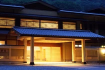 10 khách sạn lâu đời nhất hành tinh