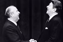 Mỹ đề nghị Liên Xô hợp tác chống người ngoài hành tinh