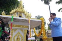 Tân Thủ tướng Thái Lan mê tín... “cuồng” số 9 may mắn