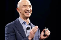 Tỷ phú Jeff Bezos: “Phải liều lĩnh để đón nhận thất bại“