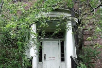 Bí ẩn vụ giết người trong "bệnh viện 7 chiếc răng"