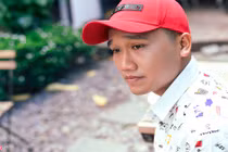 Đức Cần Trô: "Bị nghệ sĩ Hồng Vân đánh trên sân khấu vì diễn hỗn"