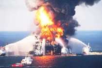 Rúng động vụ tràn dầu tồi tệ nhất lịch sử Mỹ