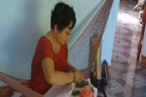 Chuyện buồn mẹ tật nguyền ép con 8 tuổi cùng tự vẫn